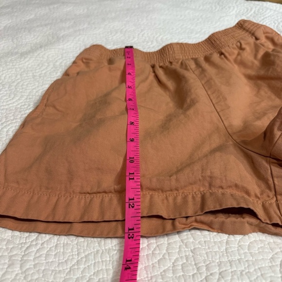 Aritzia Orange Shorts Relaxed Fit Nova 3" - Picture 12 of 12
